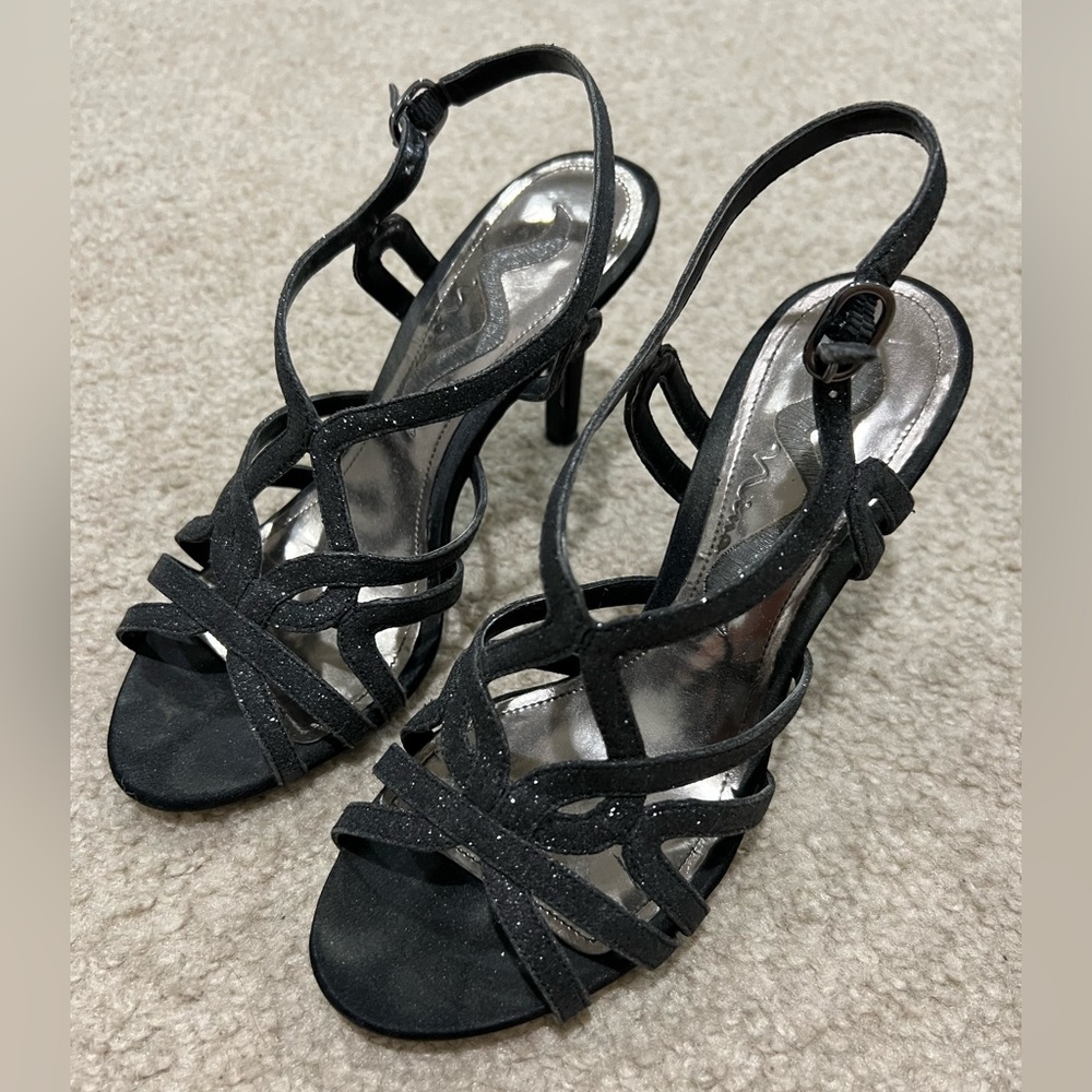 Nina Heels size 6 Dark grey sparkly